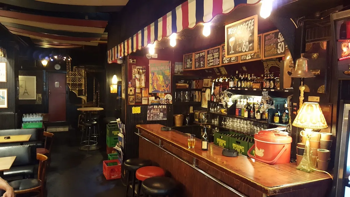 Eiffel bar hero image