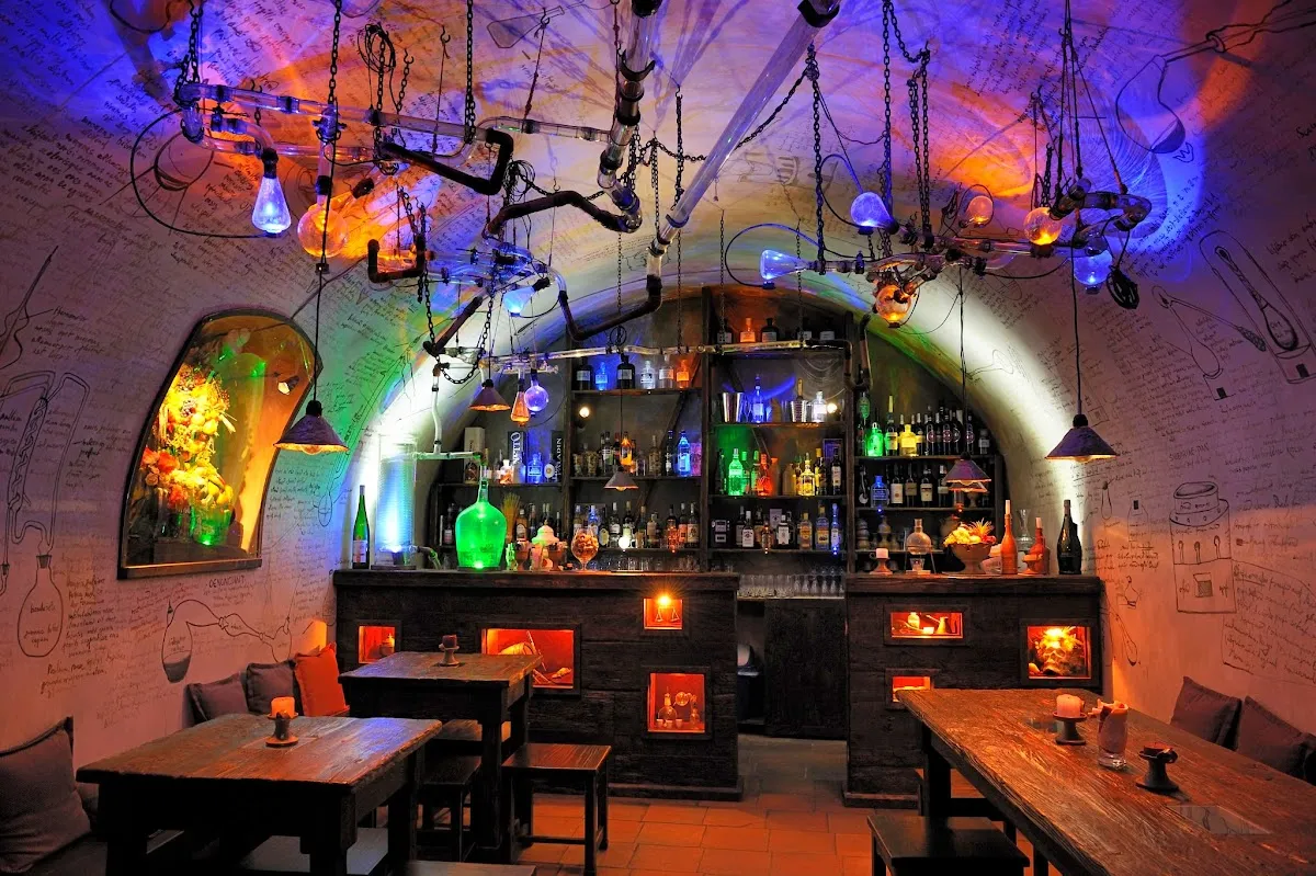 Kellyxír - alchemical pub / Alchemical Lab Pub hero image
