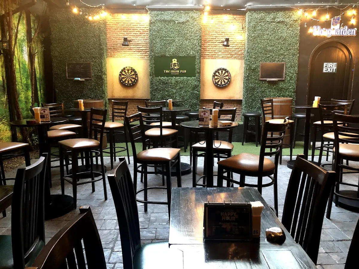 O'Leary's Irish Pub Bangkok hero image