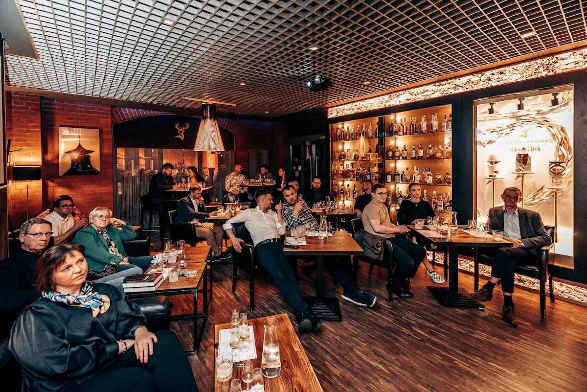 Whisky Bar 88 hero image